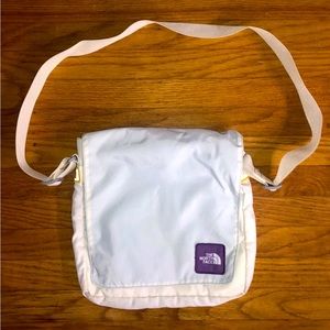 The North Face Trans Antarctica 90 Expedition Messenger Crossbody Off White Bag